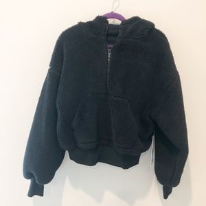 Alo Yoga streetside half zip up faux fur hoodie